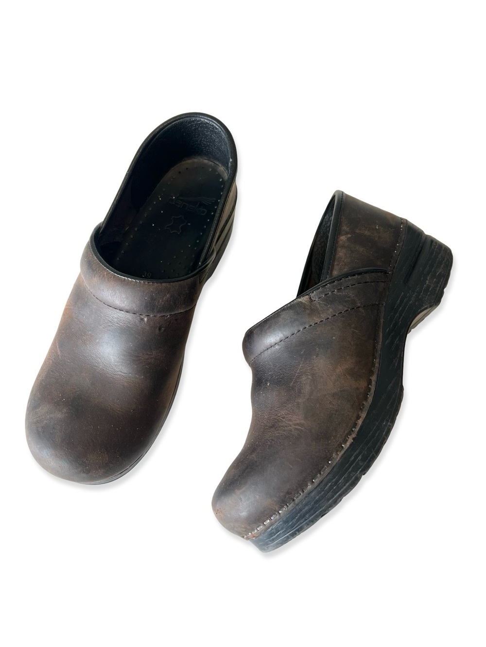 Dansko chocolate brown leather clogs Size 39 EU 8.5-9 US Comfort Neutral Chunky